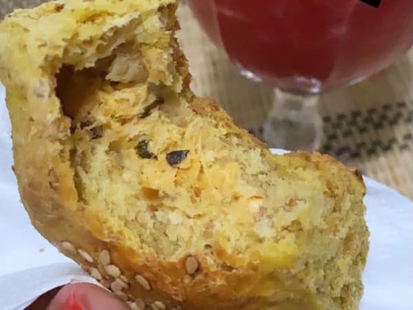 Esfirra integral de frango